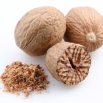 Nutmeg-seeds-ground-spice