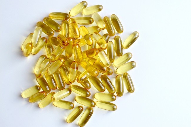 salang-fish-oil-capsules-650x433-naturalpastels